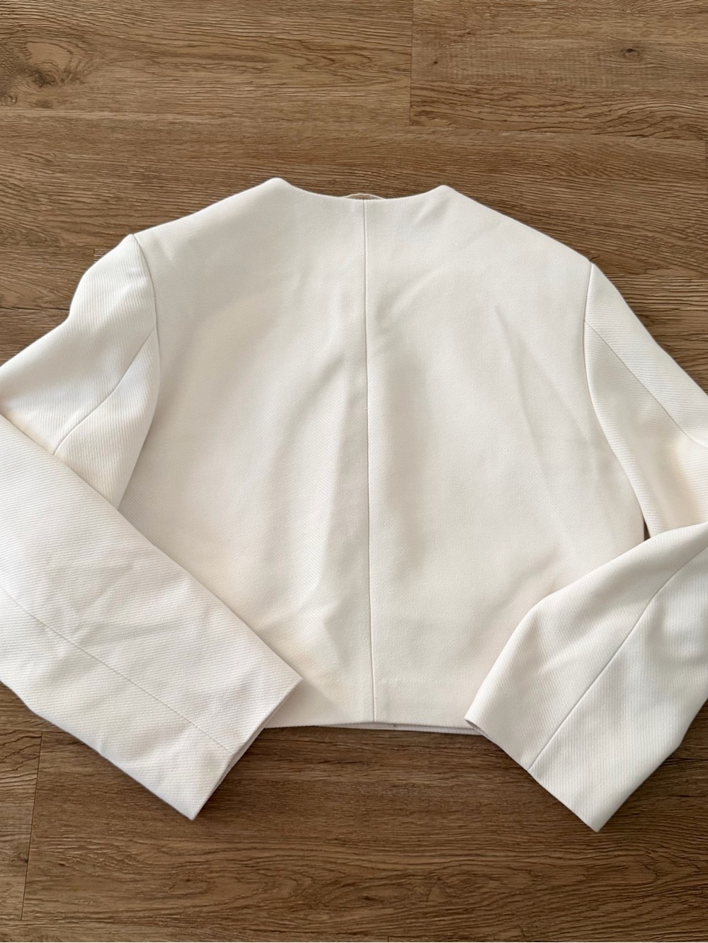 H&M Cream Cropped Round-Neck Blazer with Gold Buttons - Picture 7 of 7